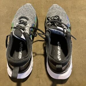 Women’s React Infinity Run Flyknit 3 Premium 'Black Zebra Iridescent' size 10